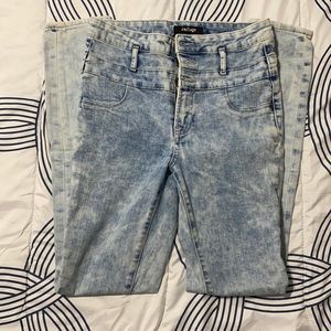 Refuge Jeans Size 8